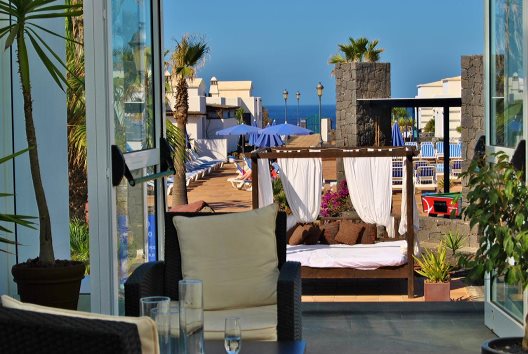Apartamentos Coral Beach