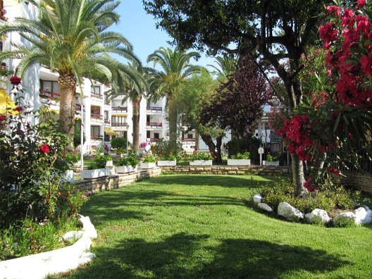 Apartamentos Córcega