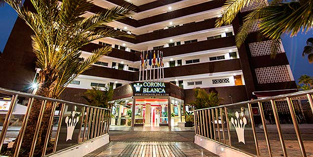 Apartamentos Corona Blanca