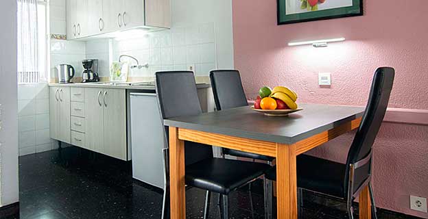 Apartamentos Corona Blanca