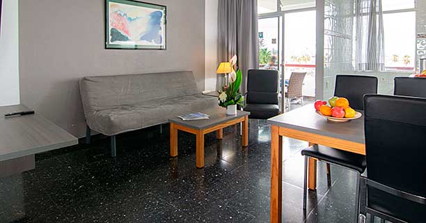 Apartamentos Corona Blanca