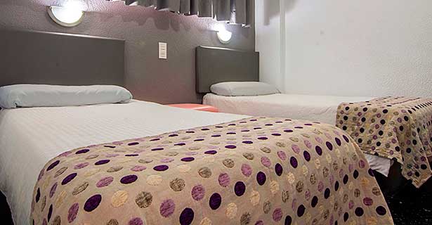 Apartamentos Corona Blanca