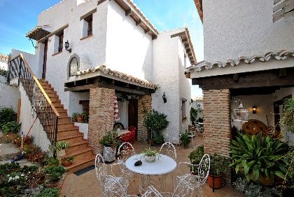 Apartamentos Cortijo Las Monjas