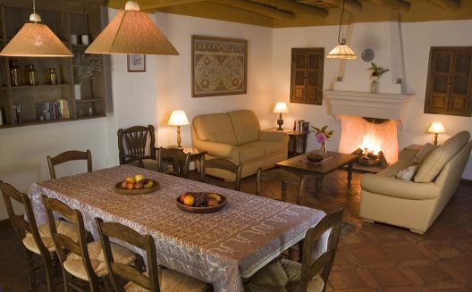 Apartamentos Cortijo Prado Toro