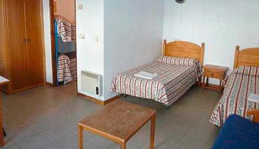 Apartamentos Crest Pas