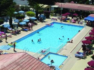 Apartamentos Crown Resort Elamaris