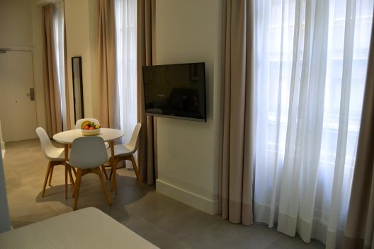 Apartamentos Debambu Larios