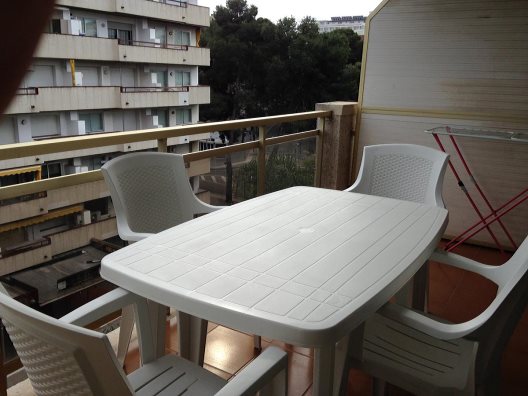 Apartamentos Decathlon-pentalon-maraton