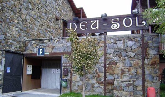 Apartamentos Deusol 3000