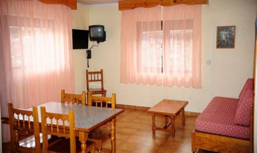 Apartamentos Deusol 3000