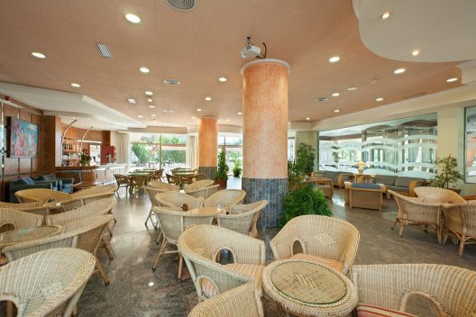 Apartamentos Dorada Palace