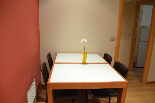 Apartamentos Dos Torres Alierta