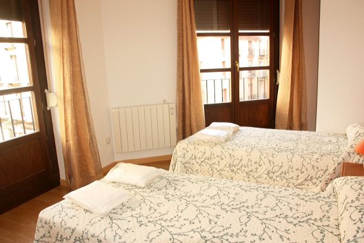 Apartamentos Dos Torres Pilar Suites