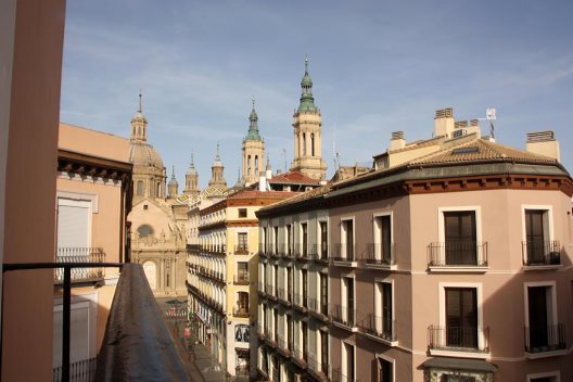 Apartamentos Dos Torres Pilar Suites