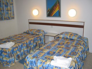 Apartamentos Dragonara Court