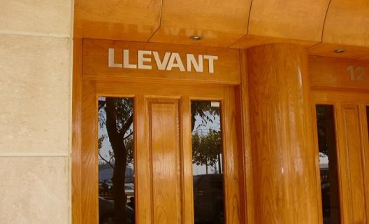Apartamentos Edifici Llevant I Ponent