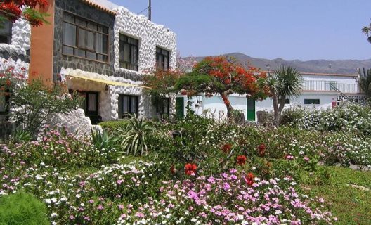 Apartamentos  El Angosto