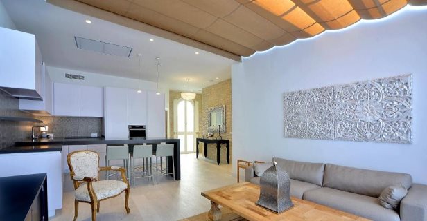 Apartamentos El Armador Casa Palacio