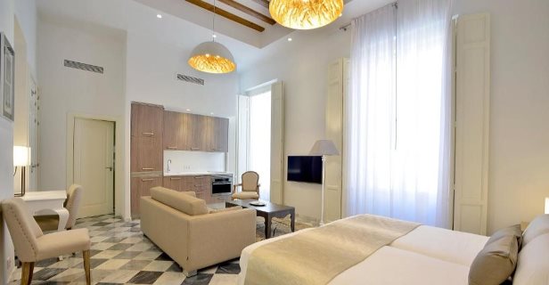 Apartamentos El Armador Casa Palacio