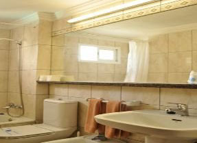 Apartamentos El Chaparral