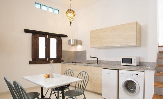 Apartamentos El Charco Suite