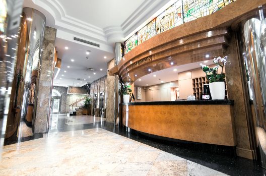 Apartamentos El Madroño