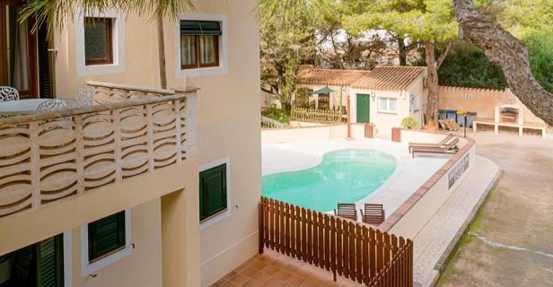 Apartamentos El Pino Formentera Break