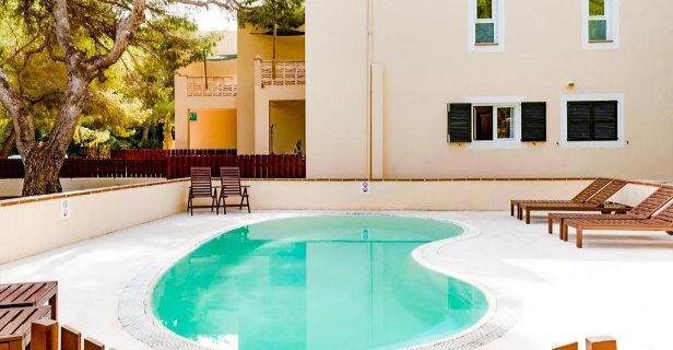 Apartamentos El Pino Formentera Break