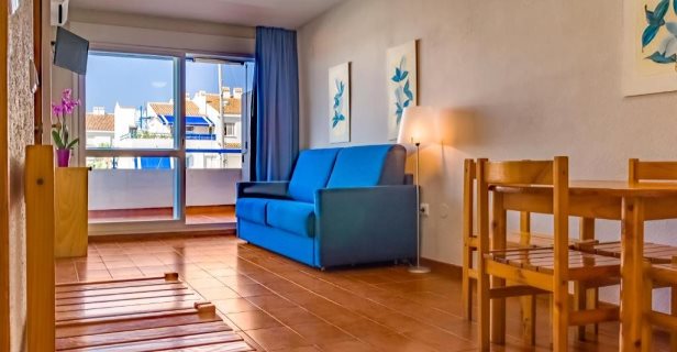 Apartamentos El Puerto