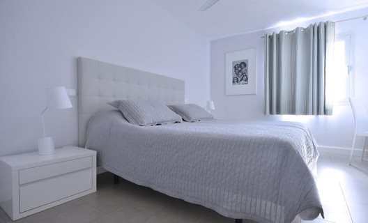 Apartamentos El Yate