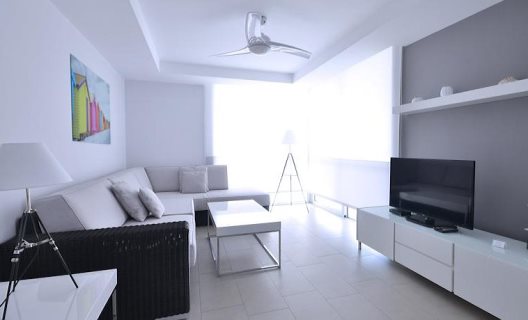 Apartamentos El Yate