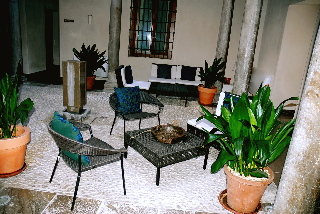 Apartamentos Elvira Suites