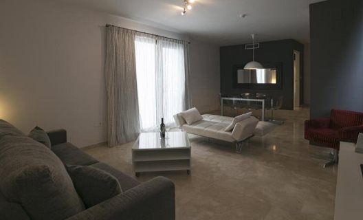 Apartamentos Elvira Suites