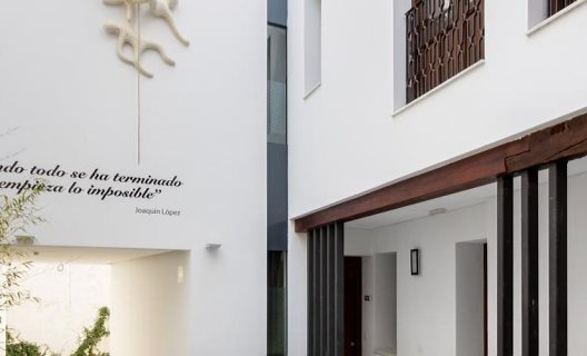 Apartamentos Elvira Suites