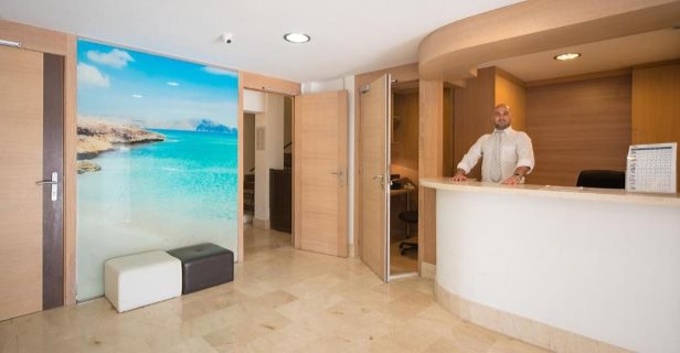 Apartamentos Embat