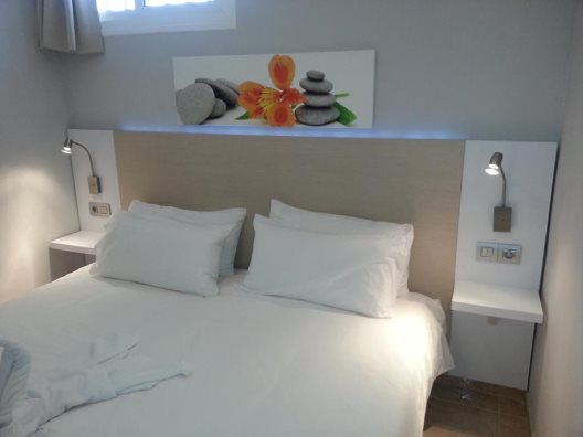 Apartamentos Eó Las Rosas