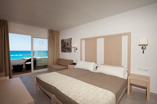 Apartamentos Es Caló
