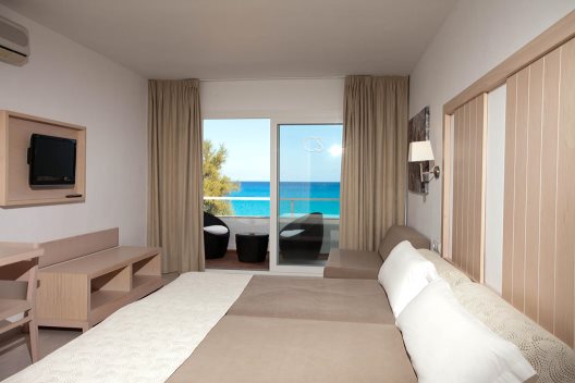 Apartamentos Es Caló