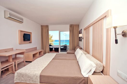 Apartamentos Es Caló