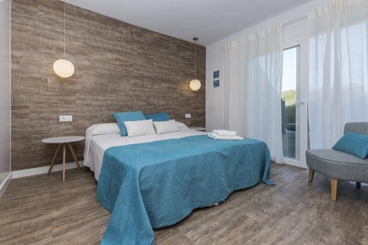 Apartamentos Es Canutells