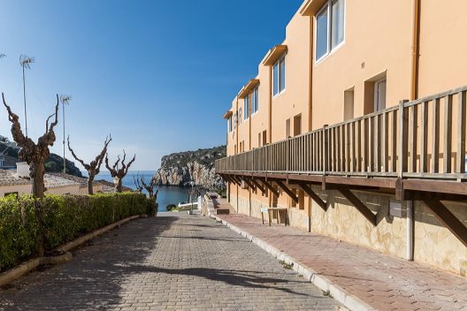 Apartamentos Es Canutells