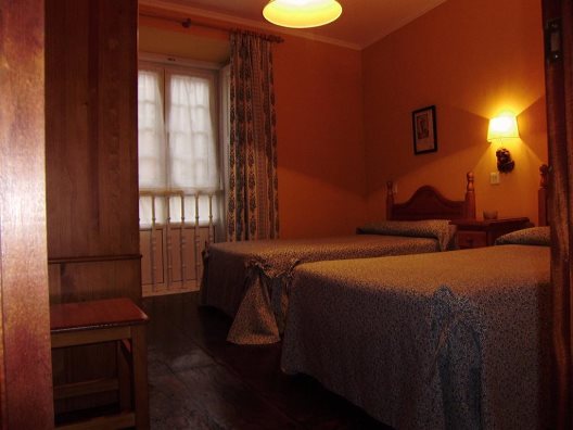 Apartamentos Escuder