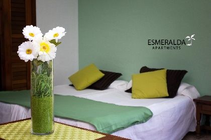 Apartamentos Esmeralda
