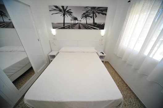 Apartamentos Estoril I Y II