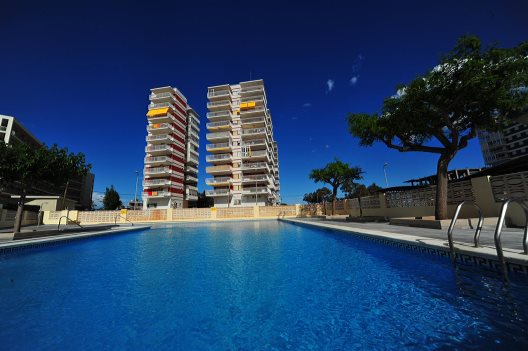 Apartamentos Estoril I Y II