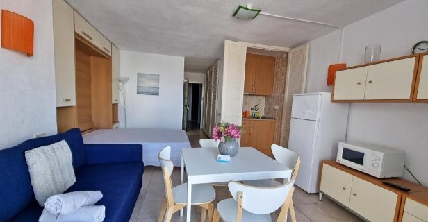Apartamentos Eurhostal 3000