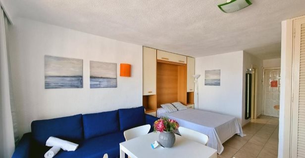 Apartamentos Eurhostal 3000