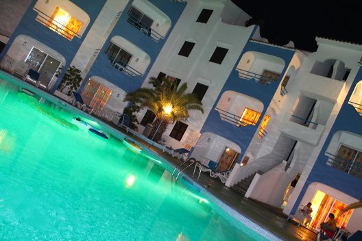 Apartamentos Europa