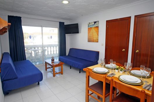 Apartamentos Europa Family