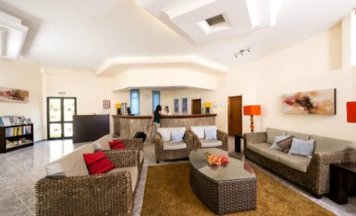 Apartamentos Falesia Mar Beach Resort